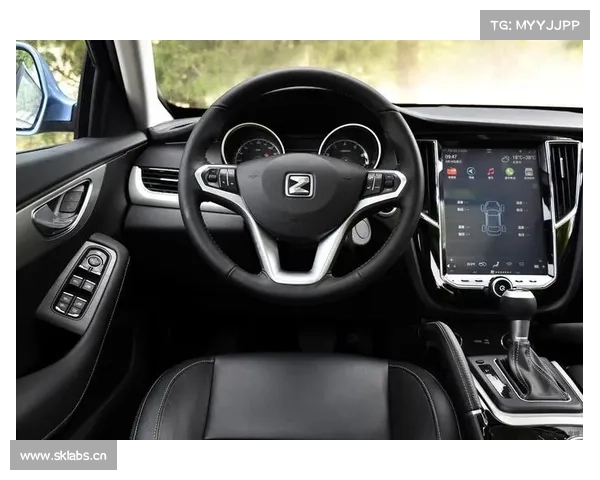 众泰SR7最新信息 提供6种内饰配色方案